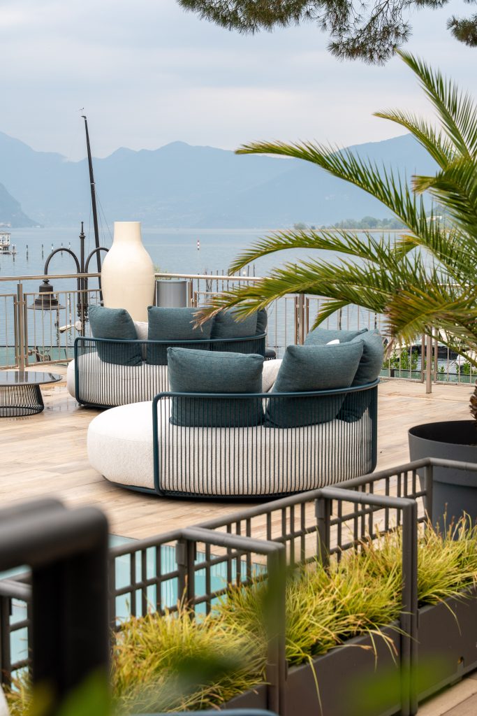 LKL lakeside lodging